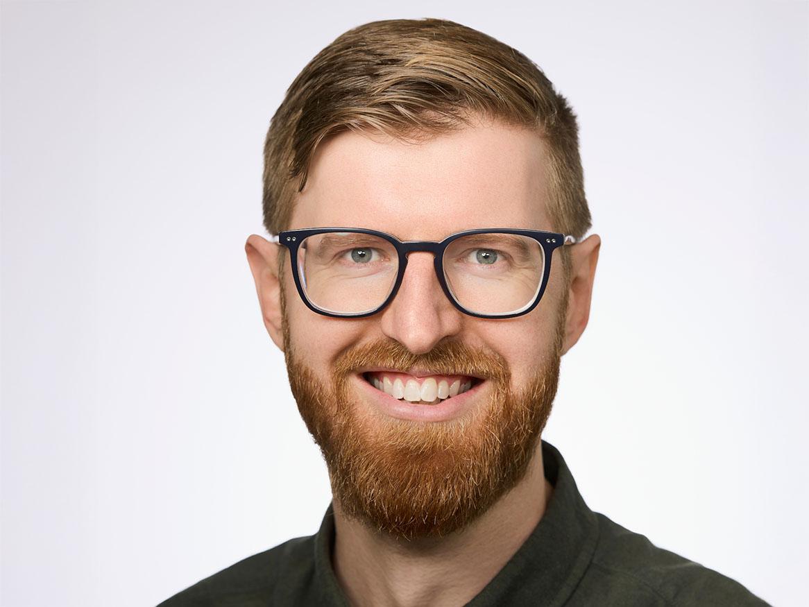 Dr Jack Maclean