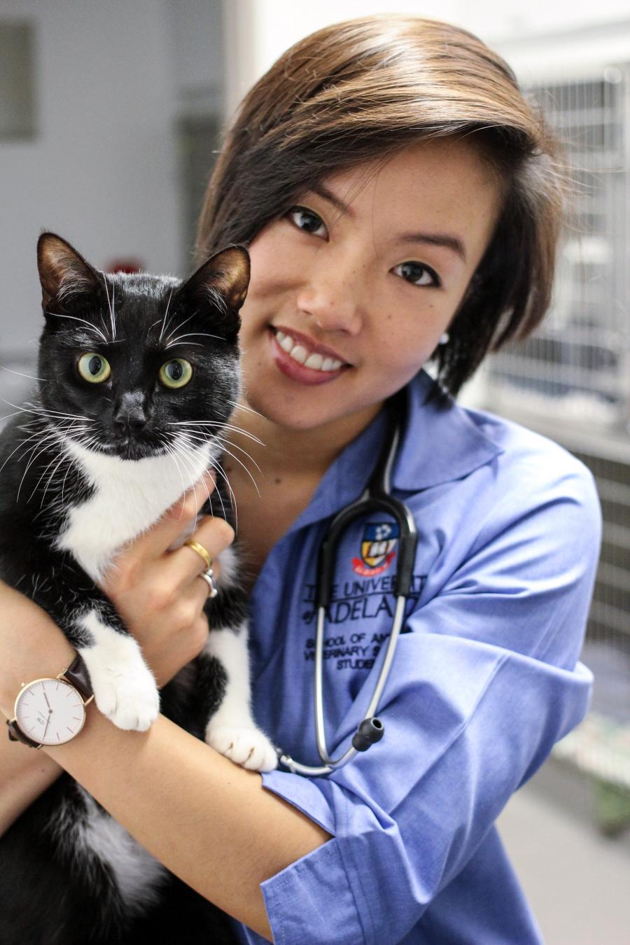 Manhei Ma, BSc (Veterinary Science) / Doctor of Veterinary Medicine graduate