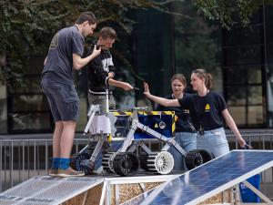 2021 Australian Rover Challenge: UofA team and rover on field