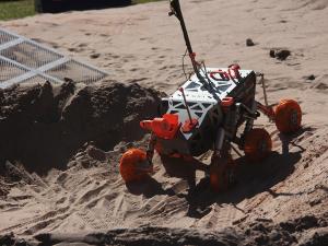 2022 Australian Rover Challenge: Monash Nova Rover entering Lunar Crater