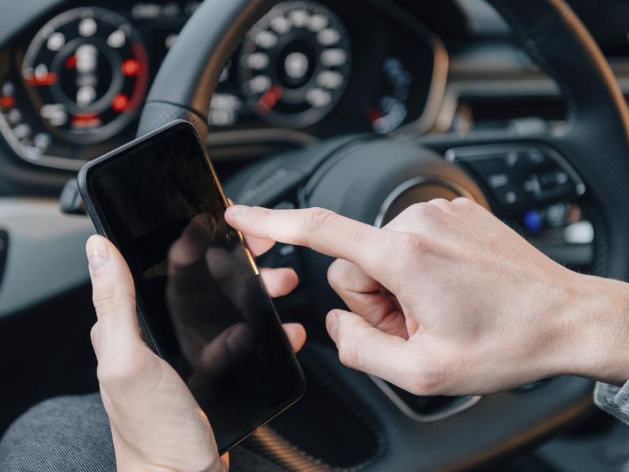 Our Research Centre for Automotive Safety Research University of