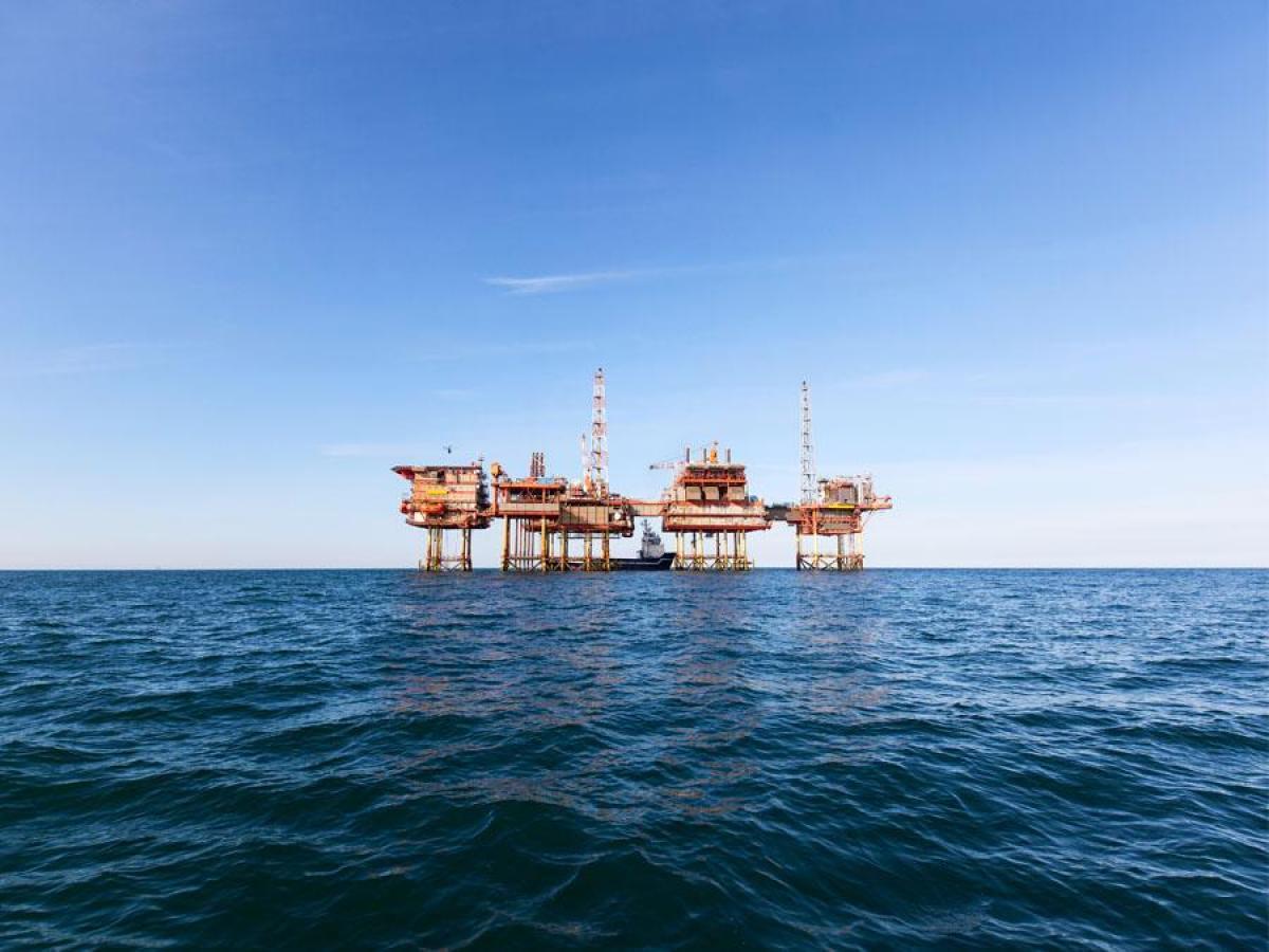 Oil rig