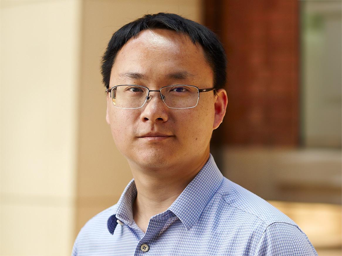 Associate Professor Lingqiao Liu
