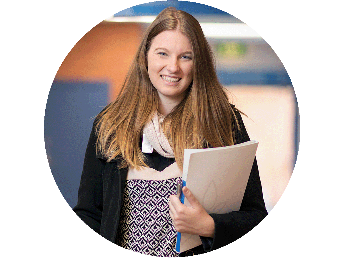 Graduate Lauren Saurbrey