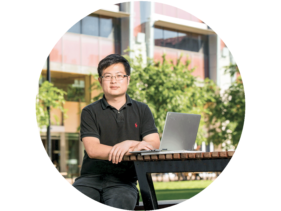 Graduate Lester Yang