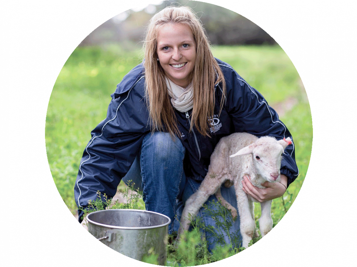 Graduate Jessica Crettenden