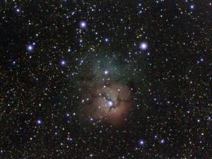 Nebula M20, Skywatcher ED62 at f/5.6, 40x6-second frames, uncooled ZWO ASI178MC.