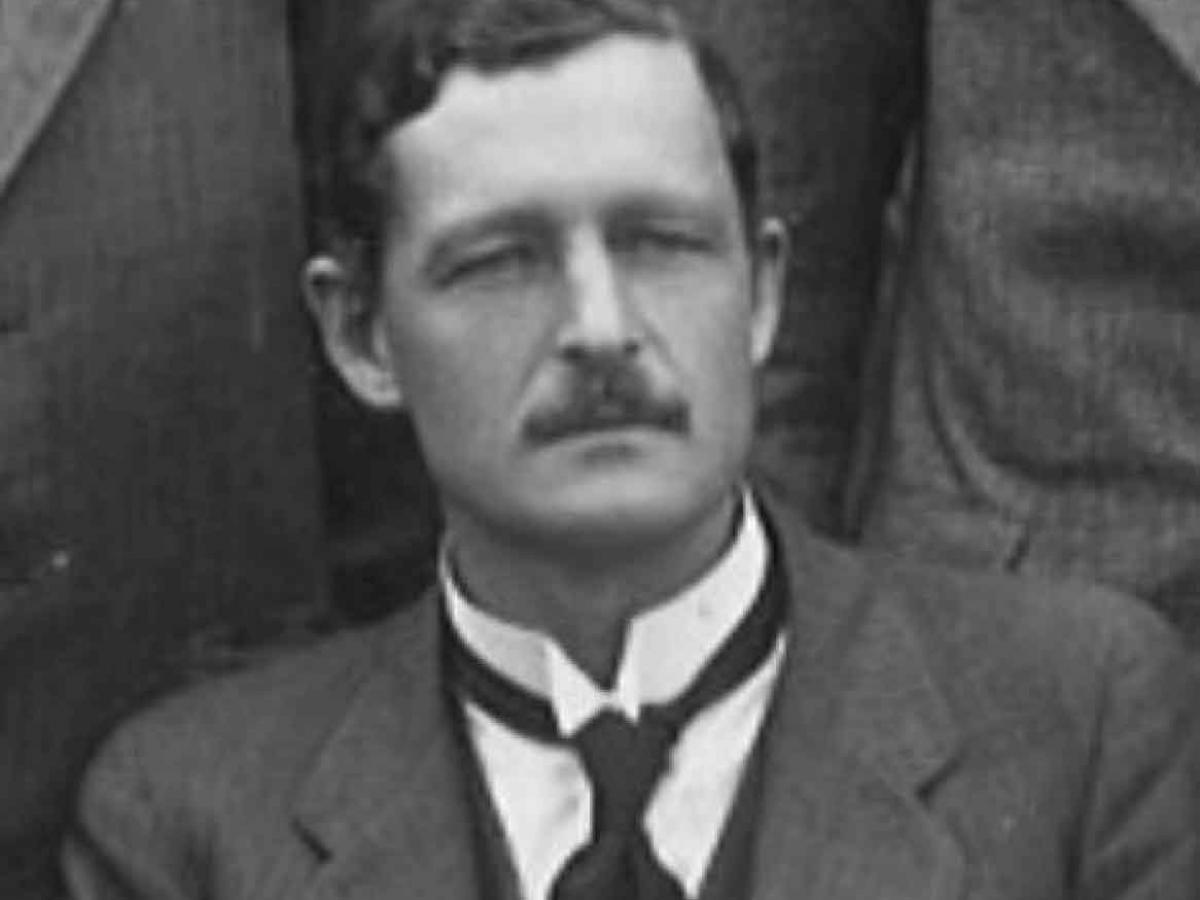 Dr Cecil Madigan