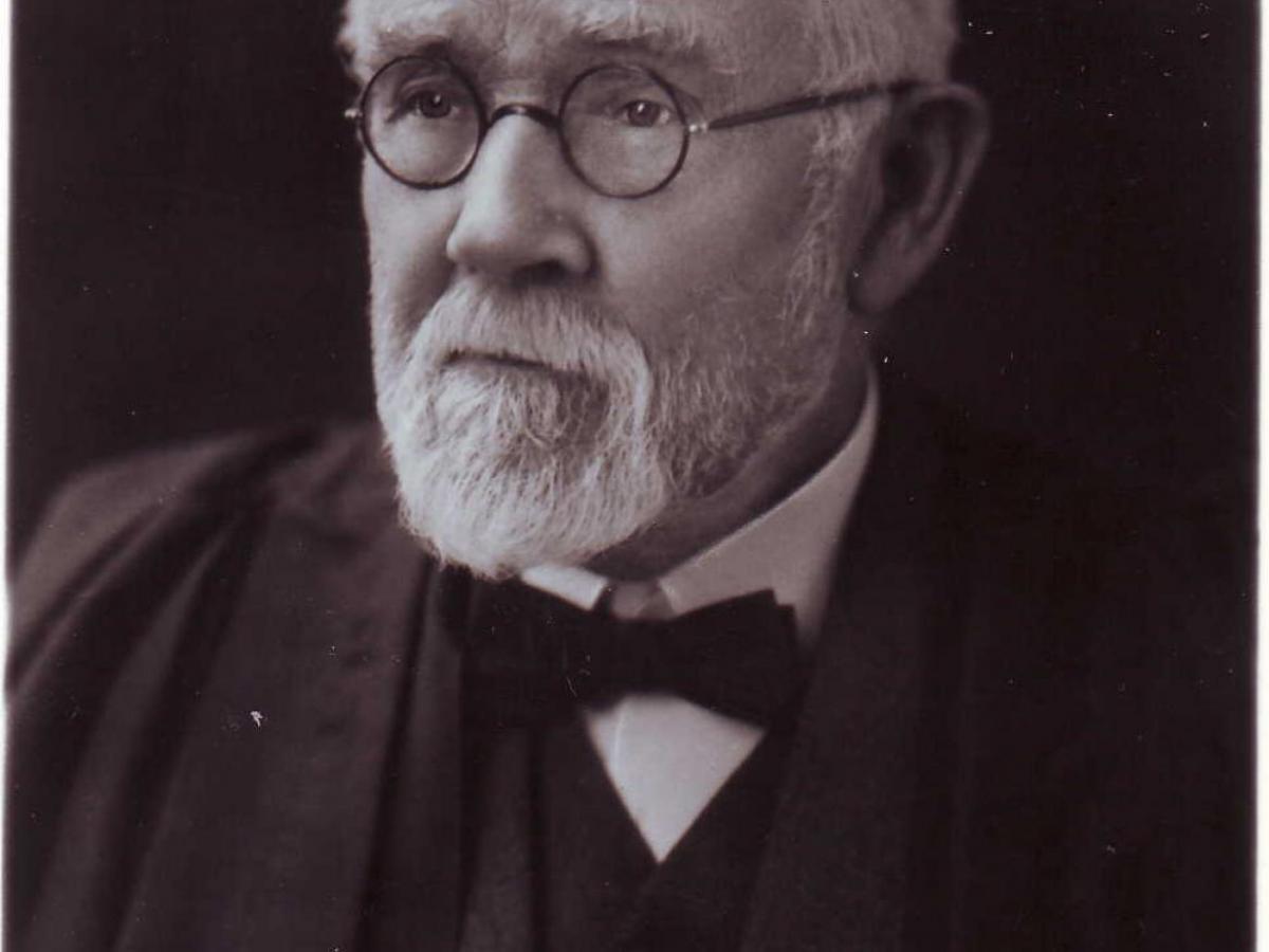 Professor Walter Howchin