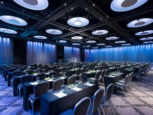 Hilton Hotel: Grand ballroom