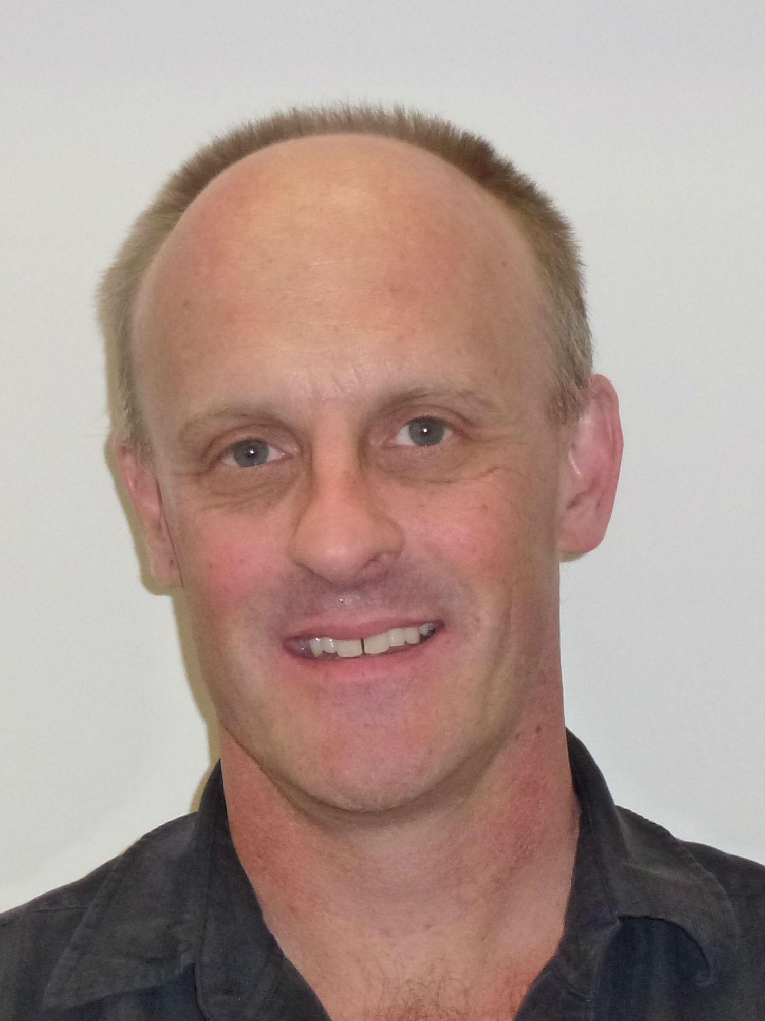 Dr Gary Hill