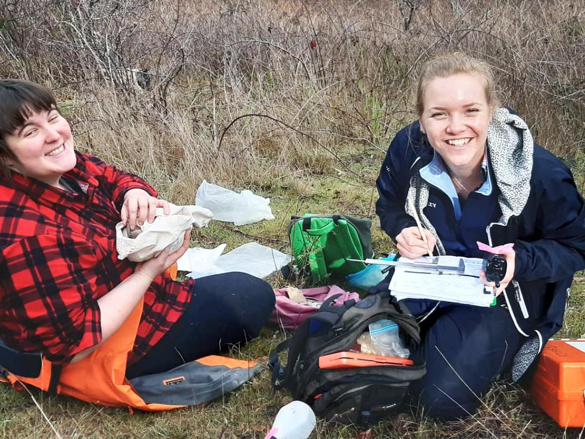 Spike Barrow, Honours research student, and Hayley Jose, PhD Candidate at Scott Creek Conservation Park