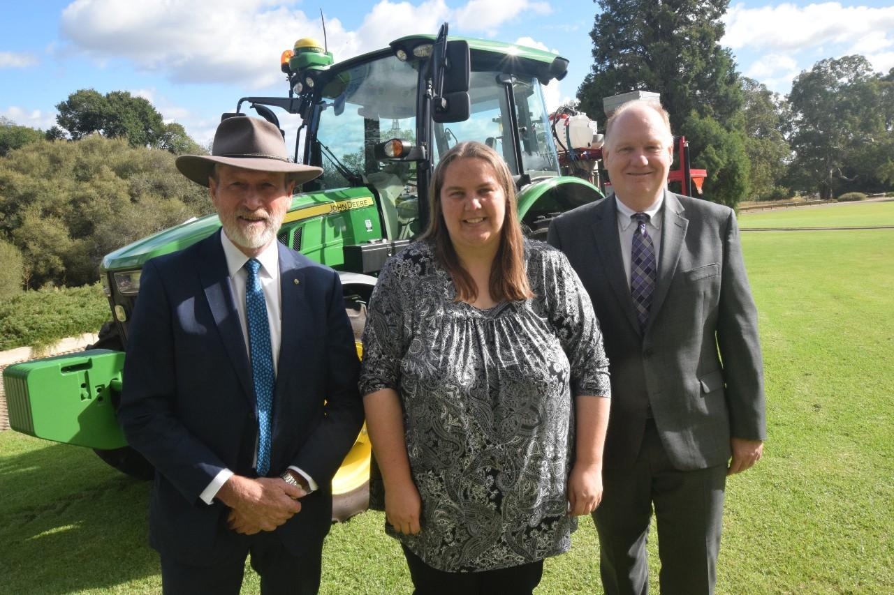  From left: Mr Rowan Ramsey MP, the Member for Grey, the University of Adelaide’s Dr Rhiannon Schilling who led the SA Drought Hub application and Deputy Vice-Chancellor (Research) Professor Anton Middelberg.