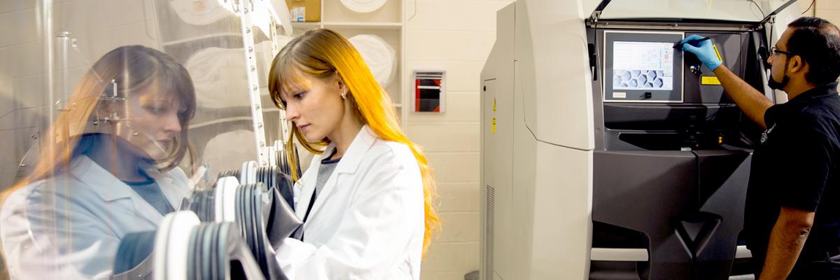 Institute for Photonics & Advanced Sensing (IPAS) research using 3D printing for the Austofix wrist plate.
