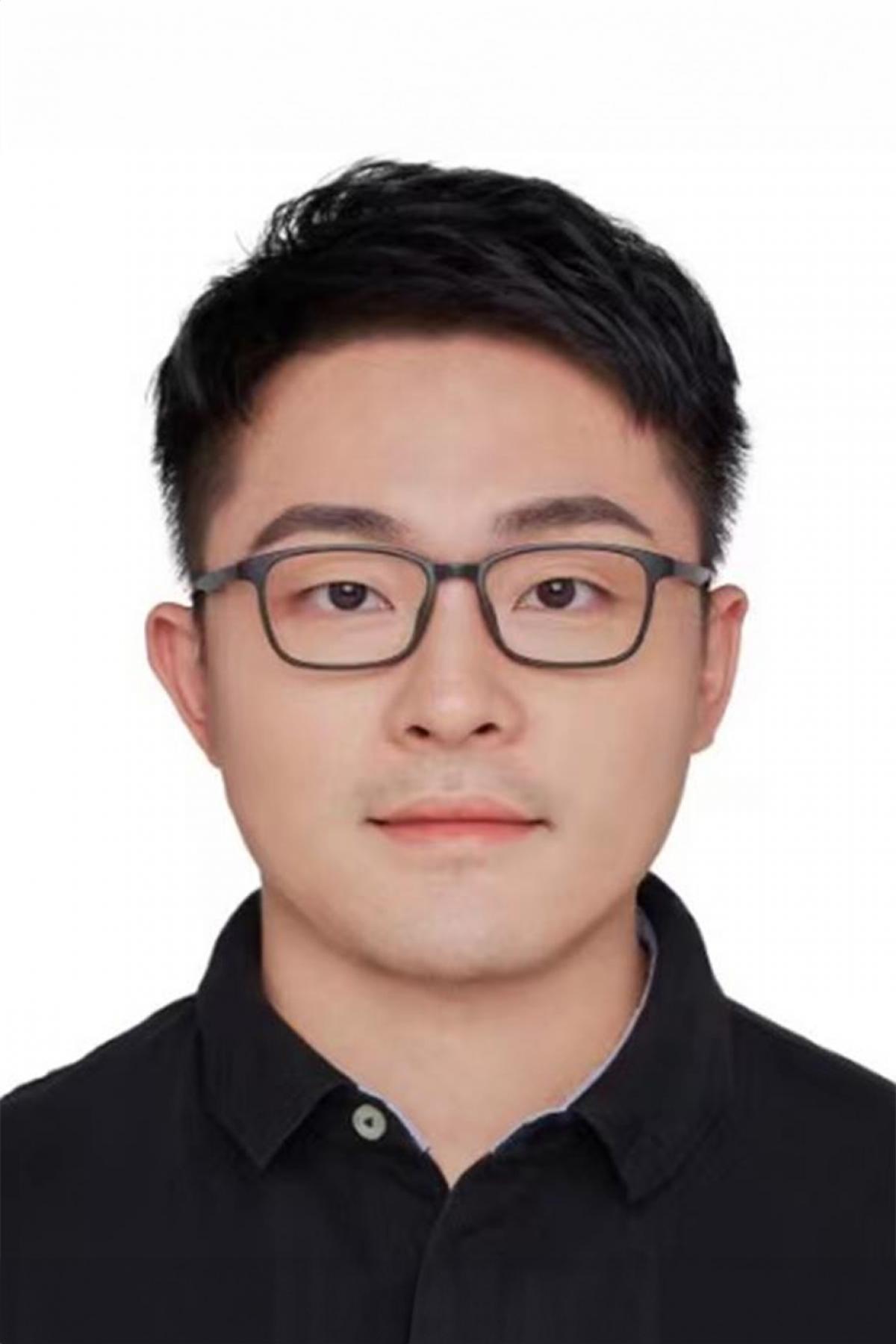 Dr Jun-Jie Zeng