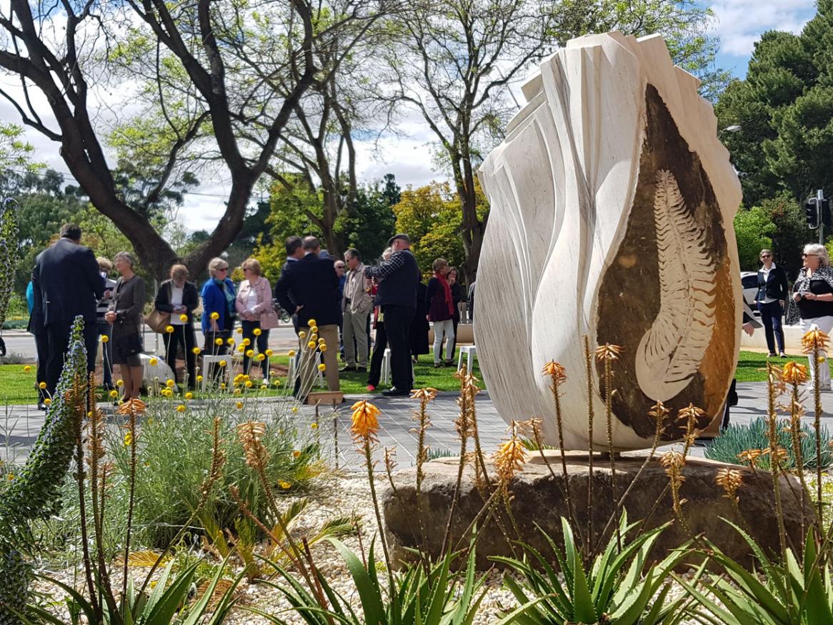 Spriggina floundersi sculpture