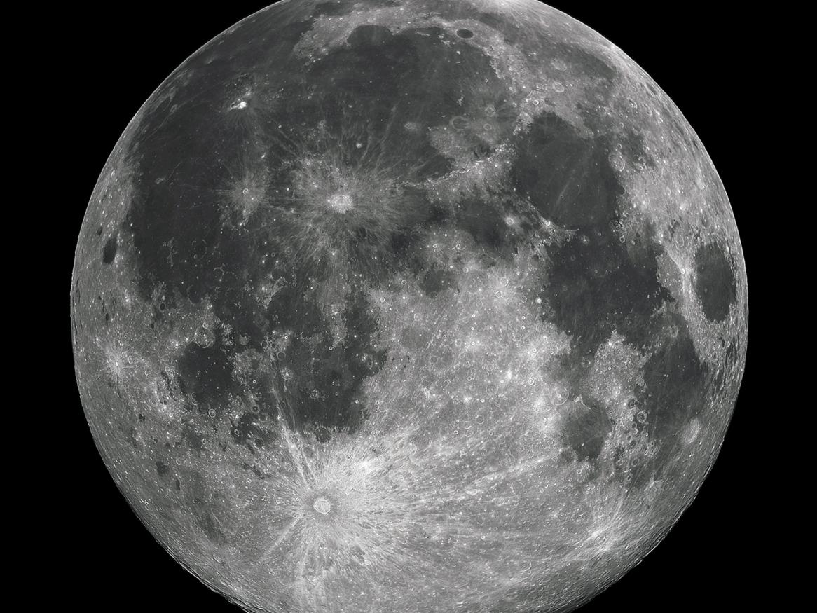 Full moon. Image: Gregory H. Revera, CC BY-SA 3.0