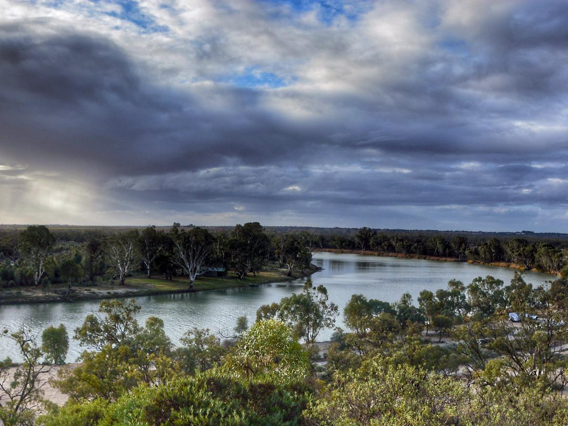 River Murray, Waikerie, South Australia by John Morton (CC by 2.0) 