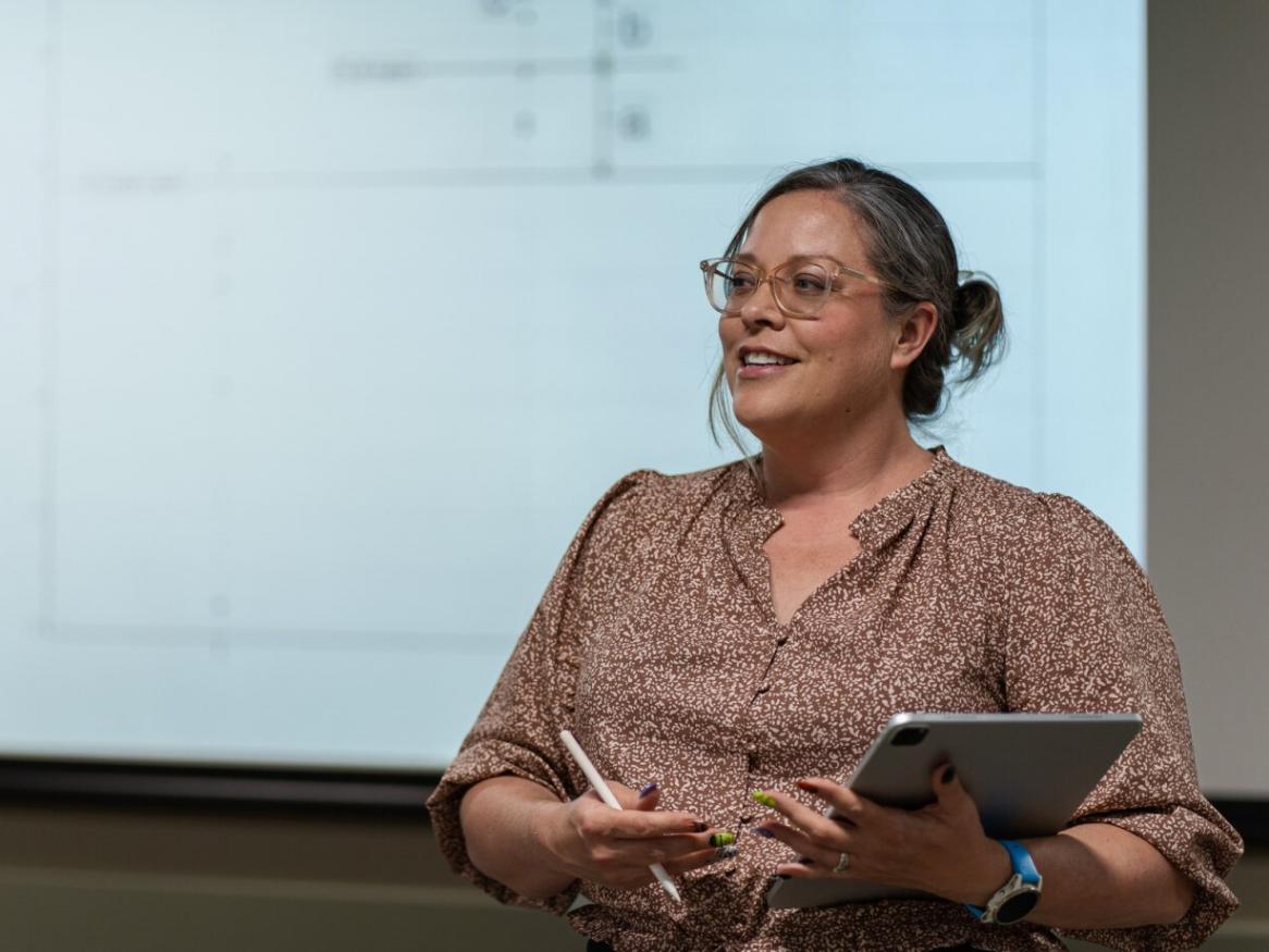 Dr Melissa Humphries